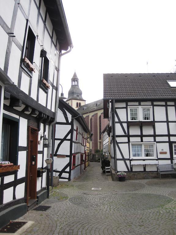Apartment - An Der Kunstakademie *